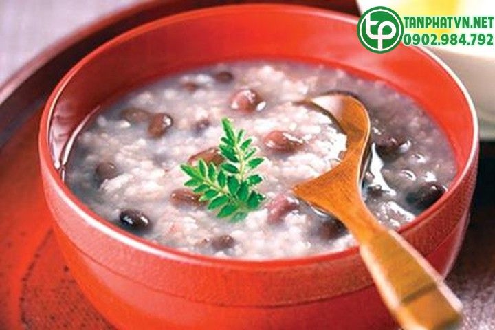Cháo củ mài đậu đỏ rất tốt cho người bệnh tiêu chảy, tỳ hư lâu ngày.