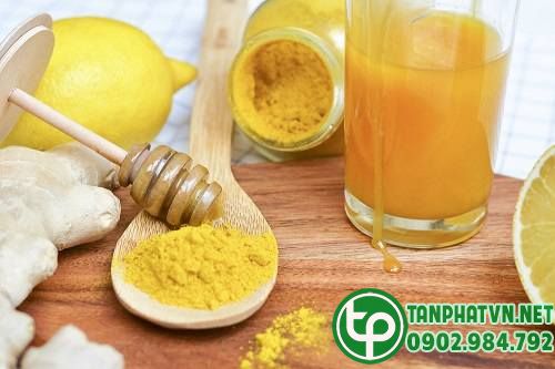 Sử dụng tinh bột nghệ trong làm đẹp 