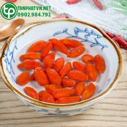 Làm trà kỷ tử giảm cân 