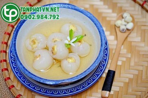 Chè hạt sen long nhãn trị mất ngủ