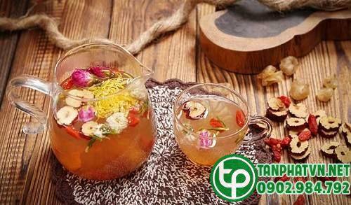 táo đỏ dùng làm trà