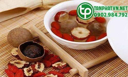 trà táo đỏ nhãn nhục