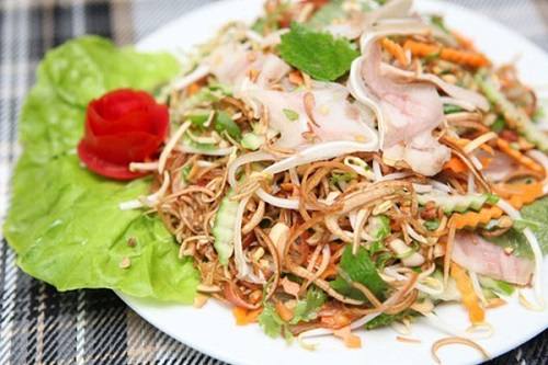 Trộn gỏi tai heo bắp chuối thơm ngon