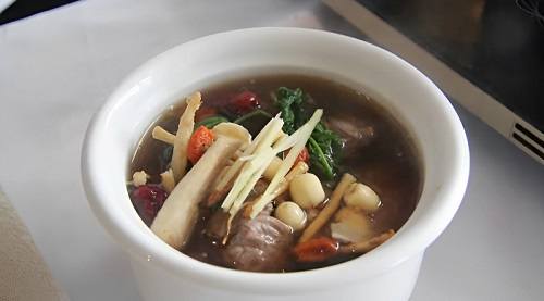 Dê hầm hạt sen Dê hầm hạt sen