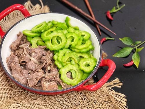 Bò né khổ qua Bò né khổ qua