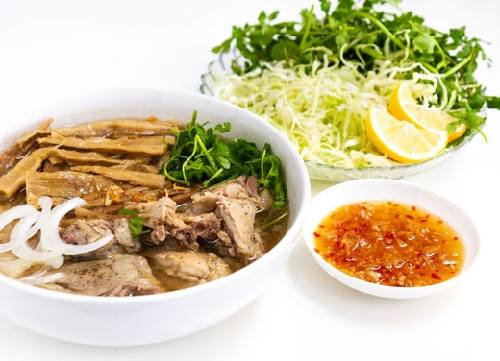 Bún vịt măng khô