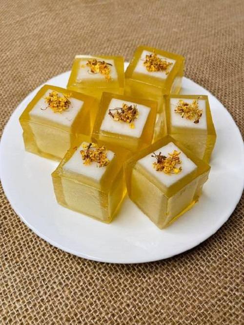 Thạch quế hoa cốt dừa Thạch quế hoa cốt dừa
