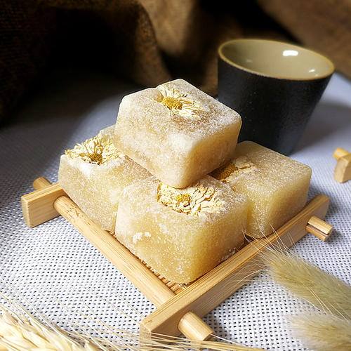 Trà hoa cúc đường phèn Trà hoa cúc đường phèn