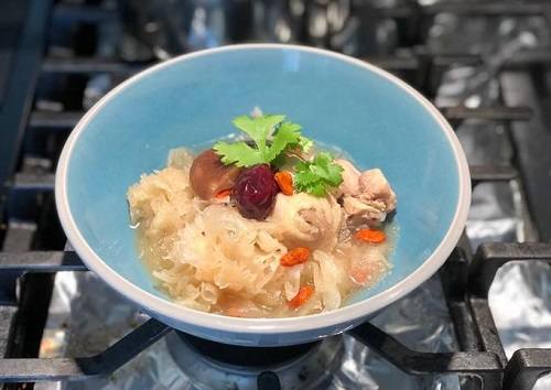 Cách nấu canh nấm tuyết thơm ngon đậm đà? Cách nấu canh nấm tuyết thơm ngon đậm đà?