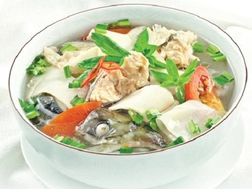 Canh cá ngừ măng chua