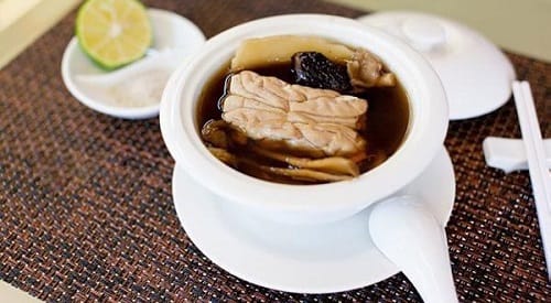 Nấu canh thiên ma, óc heo Nấu canh thiên ma, óc heo