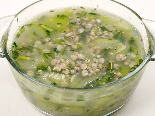 Canh hến nấu bầu