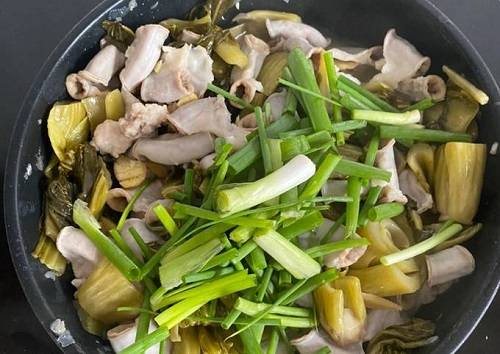 Cách làm lòng non xào cải chua thơm ngon tại nhà? Cách làm lòng non xào cải chua thơm ngon tại nhà?