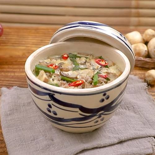 Trứng hấp nấm rơm Trứng hấp nấm rơm