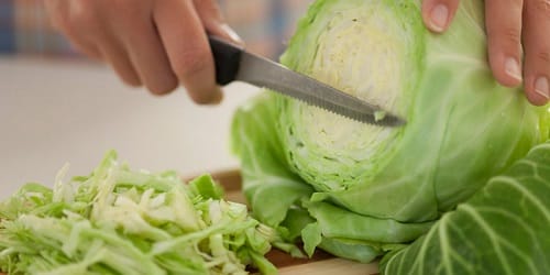Rau bắp cải luộc có tốt không? 