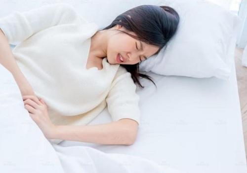 Ai nên dùng trà túi lọc ngải cứu ?