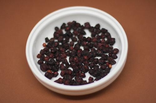 Bài thuốc trị bệnh từ ngũ vị tử