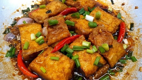 Cách làm đậu hũ kho xì dầu lạ miệng, đổi vị cho bữa cơm gia đình?