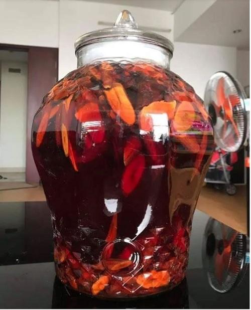 Cách ngâm rượu thổ phục linh