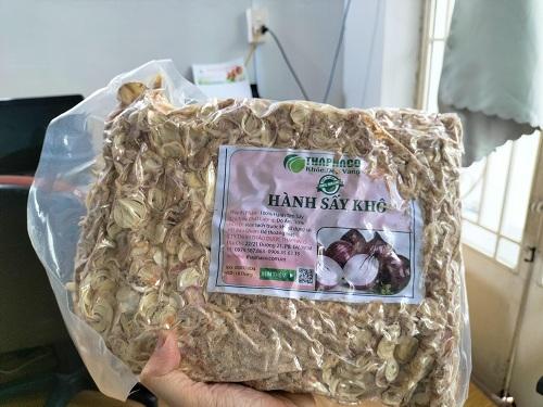 Tấn Phát - địa chỉ bán sỉ hành tím sấy khô tại TP.HCM