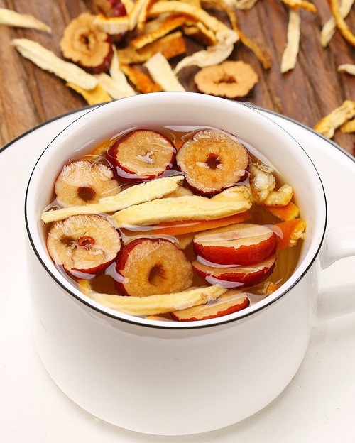 Cách pha trà táo đỏ gừng tại TP.HCM
