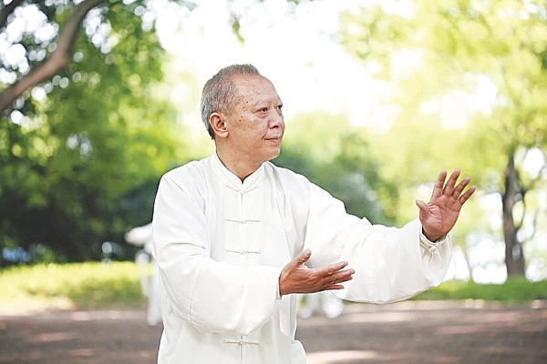 Dùng hoàng tinh cho người cao tuổi
