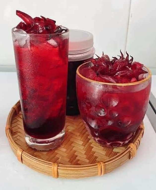 Lưu ý khi dùng trà atiso đỏ cho người đau dạ dày