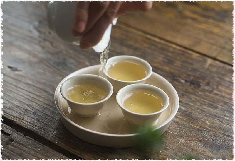 Vì sao cần chọn thời điểm uống trà túi lọc dây thìa canh ?