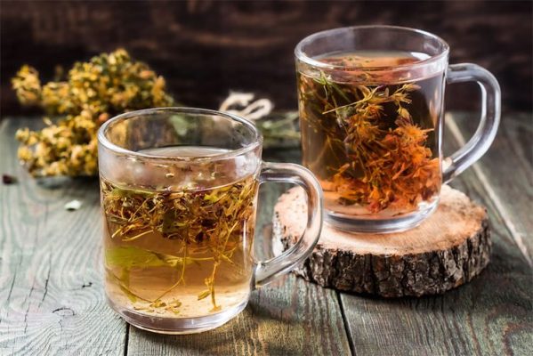 Thời điểm uống trà cà gai leo vào buổi sáng