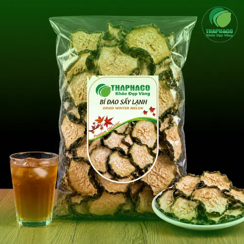Bí đao tươi được chọn lựa kỹ lưỡng để sản xuất bí đao sấy lạnh