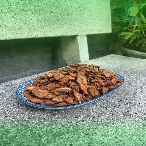 Rượu táo mèo ngâm tại nhà