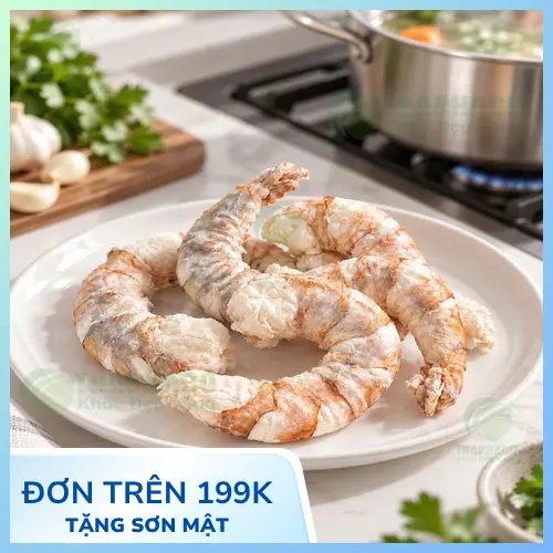 Nguyên liệu tôm sấy lạnh được chọn lọc khắt khe trước khi chế biến