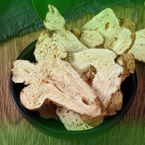 Địa chỉ mua bạch truật khô uy tín tại TP.HCM